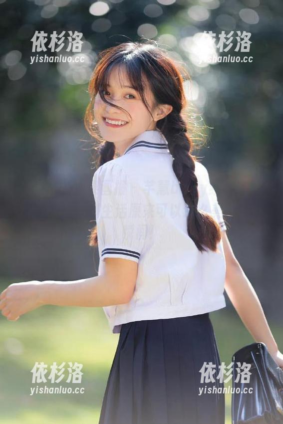 CANDY糖果画报-芊慧baby CANDY糖果画报 - 芊慧baby红裙套图:让你体悟到生活原来可以这么美的作品瞬间!