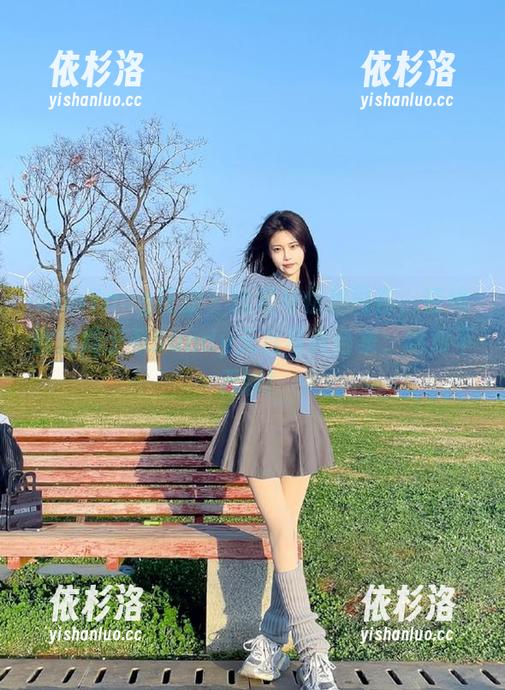 HuaYang花漾 - 逗趣与优雅同在，在线欣赏周于希Sandy天台写真合集，绝对不无聊！