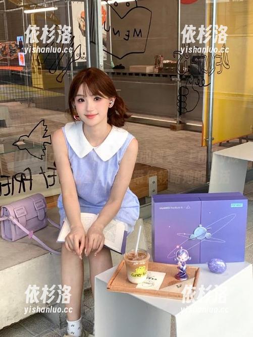 HuaYan花の颜-Emily顾奈奈 HuaYan花の颜 - 温柔的微笑,Emily顾奈奈写真合集:图包带你领略她的生活