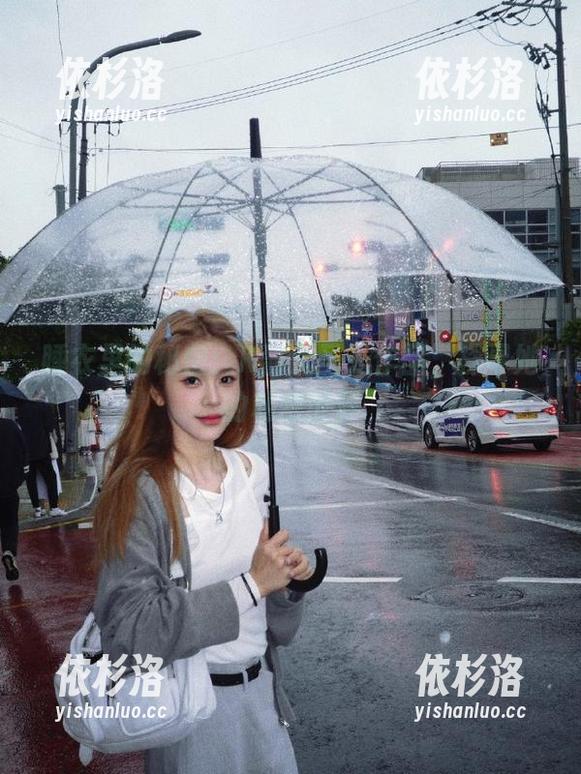 睡衣里的秘密：K酱无圣光作品，探寻她的私密世界