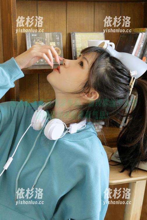 MTYH喵糖映画 喵糖映画最新高清作品,清纯黑丝少女带你感受别样的青春气息!