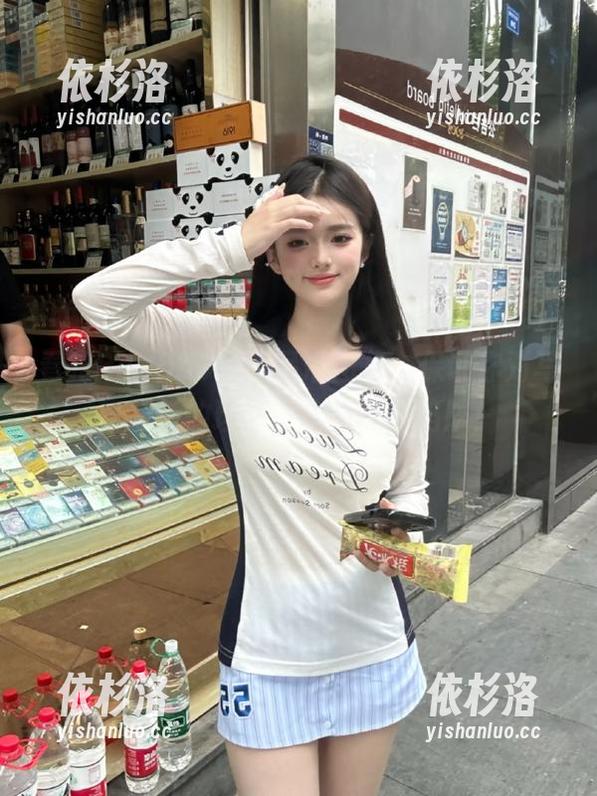 PoppaChan 看完PoppaChan吊带图集,保证你对写真有新的理解,这真是个陷阱!