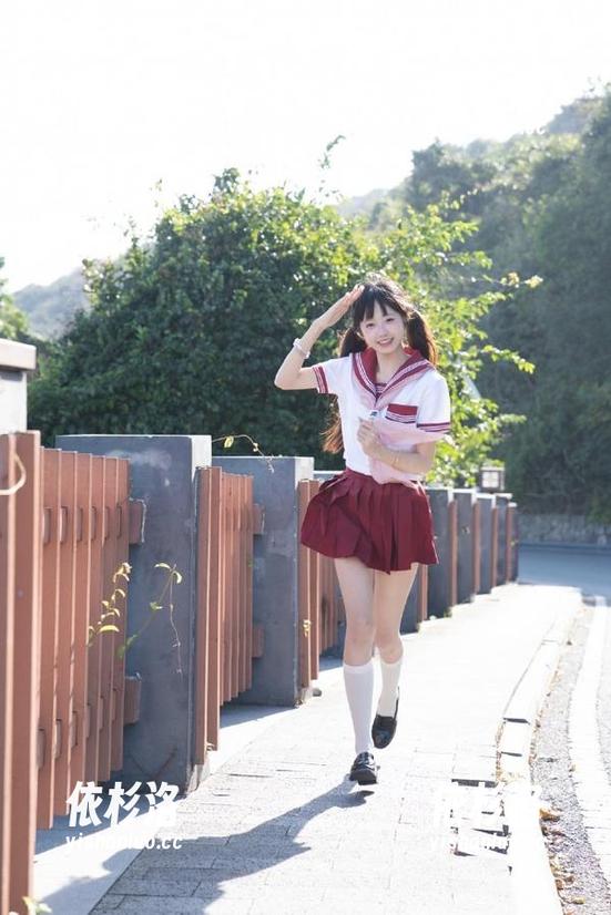 TGOD推女神 - 无圣光的颜浅浅Cindy，海边写真带你体验海水与阳光的奇妙结合