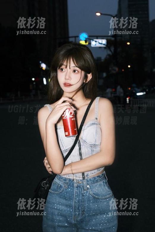 UGirls尤果网-安沛蕾 UGirls尤果网 - 探索安沛蕾的夏天写真图册:清新自然与个性魅力的绝妙展现