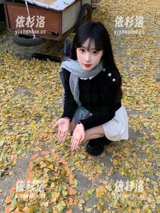 UGirls尤果网 尤果网带来“春花秋月何时了”的唯美写真图包,快来围观吧!
