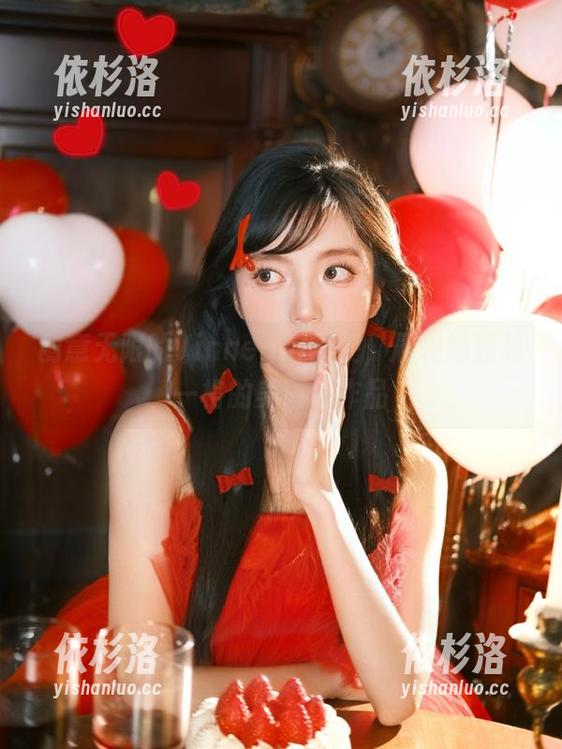 创意无限的Vinnegal天使，展现她独具一格的美图与作品