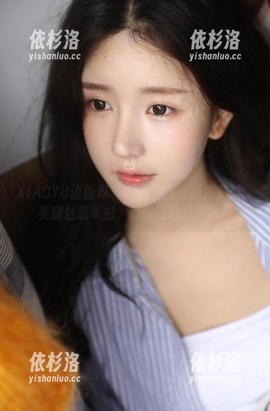 XIAOYU语画界-程程程 XIAOYU语画界 - 程程程高清图库更新:美腿魅惑车拍,引爆眼球的新风尚