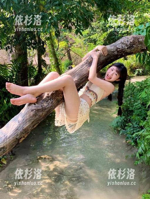 Xiuren秀人网-AngelaLee李玲 Xiuren秀人网 - AngelaLee李玲日常写真集:原图捕捉她生活中的每一个动人瞬间