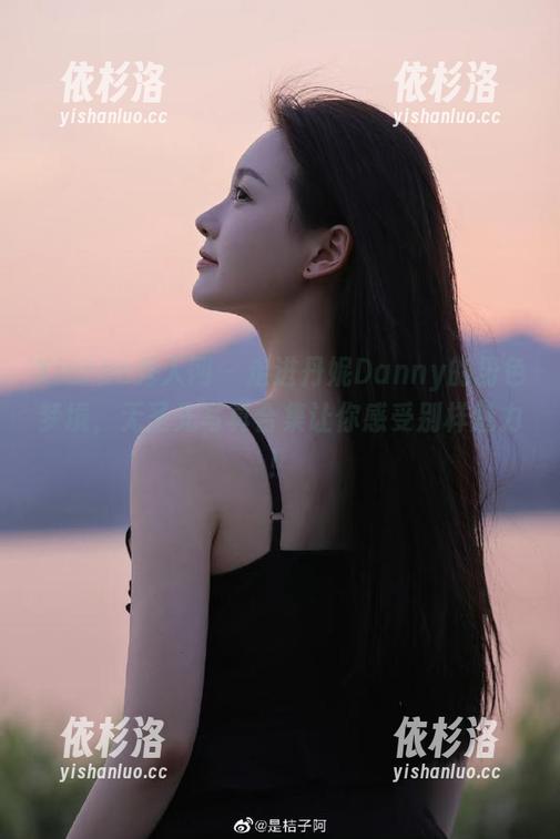 Xiuren秀人网-丹妮Danny Xiuren秀人网 - 走进丹妮Danny的粉色梦境,无圣光写真合集让你感受别样魅力!