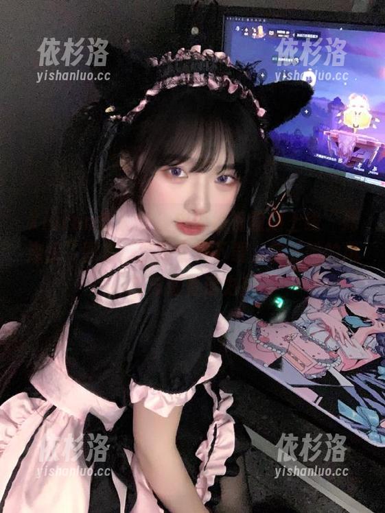 Xiuren秀人网-史雨姐姐 Xiuren秀人网 - 史雨姐姐震撼上线“死库水”图集,立即免费下载,感受她的风韵与青春活力!