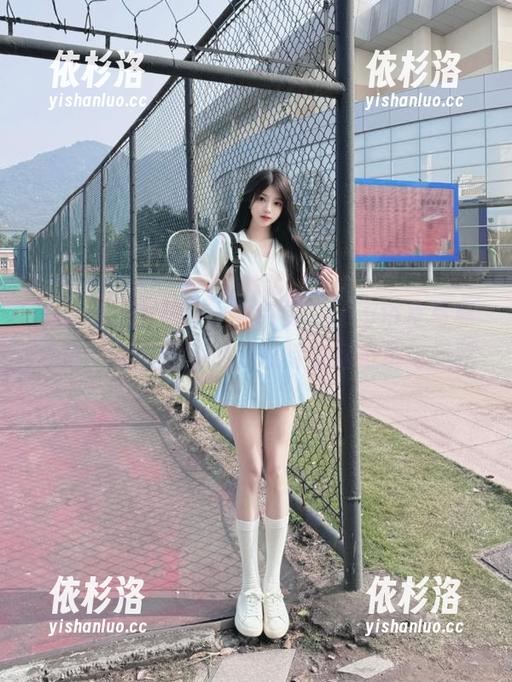 Xiuren秀人网-夏诗雯Sally Xiuren秀人网 - 夏诗雯Sally浴室写真合集,细腻描绘她的独特生活态度与风格