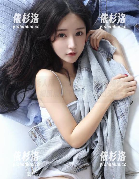 Xiuren秀人网-夏雪爱 Xiuren秀人网 - 感受夏雪爱的空姐在线作品,细腻展现飞行与优雅的交融