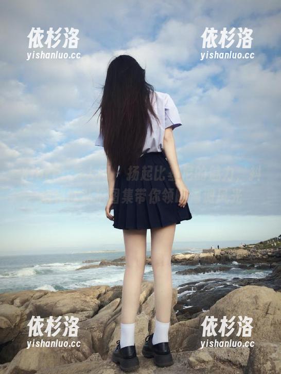 Xiuren秀人网-抖娘利世 Xiuren秀人网 - 扬起比基尼的魅力,抖娘利世私拍图集带你领略海滩风光