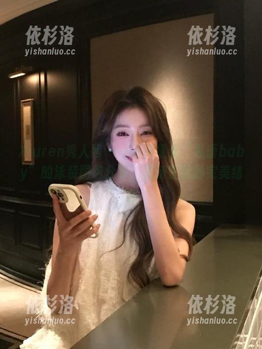 Xiuren秀人网-私语baby Xiuren秀人网 - 一起来看看“私语baby”的泳装图包分享,清新性感的完美结合