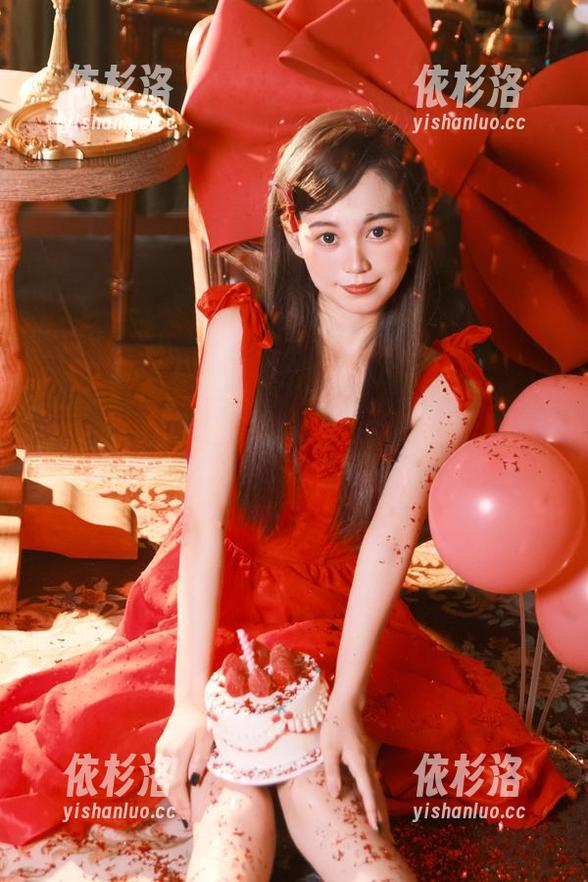 Xiuren秀人网-程程程 Xiuren秀人网 - 发现程程程女神:无圣光写真合集,记录她的每一次优雅