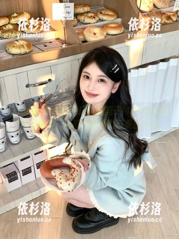Xiuren秀人网-糯美子Mini Xiuren秀人网 - 探索糯美子Mini的校园图集更新,感受青春活力与美的交融