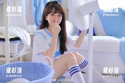Xiuren秀人网-金多娜 Xiuren秀人网 - 高跟鞋与金多娜的最新套图,时尚博主的精彩瞬间尽在其中