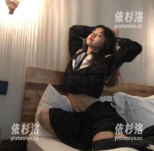Xiuren秀人网-陈小花 Xiuren秀人网 - 办公室里的艺术品:陈小花高清套图让你领略不一样的氛围