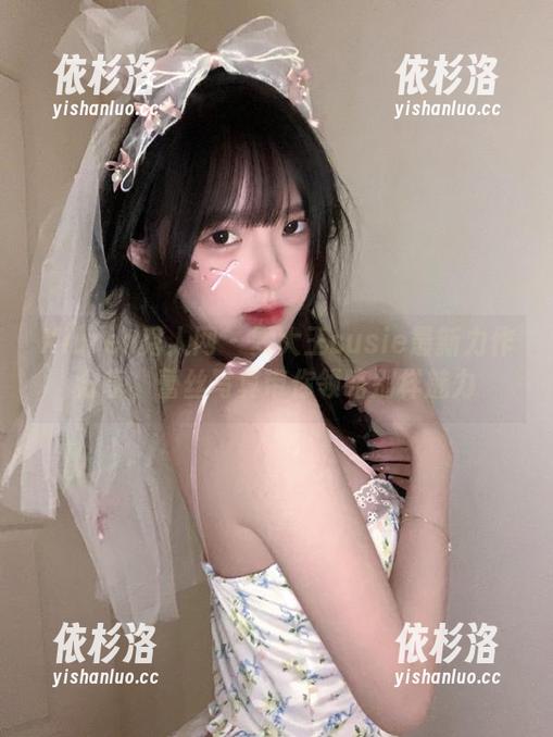 Xiuren秀人网-雯大王susie Xiuren秀人网 - 雯大王susie最新力作分享,蕾丝写真带你领略别样魅力
