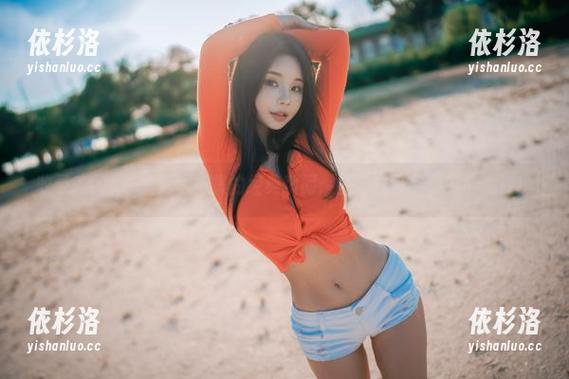 Zzyuri 收录Zzyuri圣光写真集的经典瞬间:图包合集引领时尚潮流!