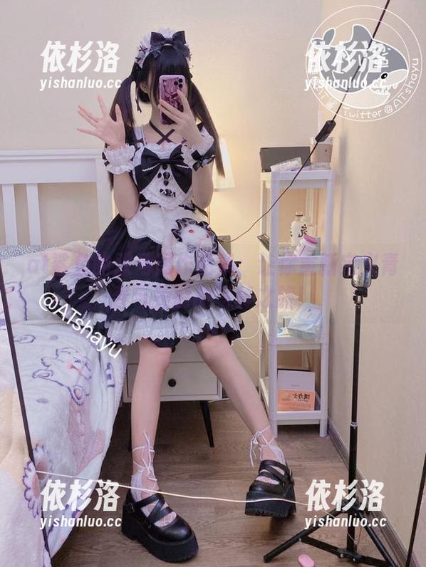 at鲨鱼 at鲨鱼的双马尾作品集:让你重新定义青春与美丽的写真之旅!