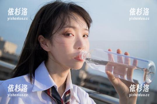 fushii_海堂 fushii_海堂护士写真美图套图:用镜头记录下无私奉献的美丽心灵