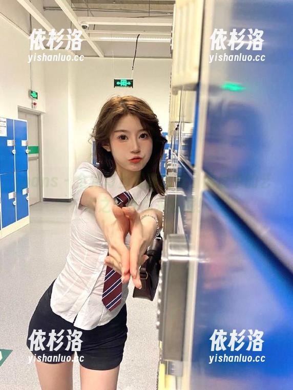 pans-叮当 pans - 全新叮当写真套装,网盘中的艺术之旅等你来发掘!