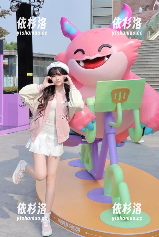 pans-安安 pans - 安安护士写真全景合集:从专业到生活,图片记录她的每一个动人时刻
