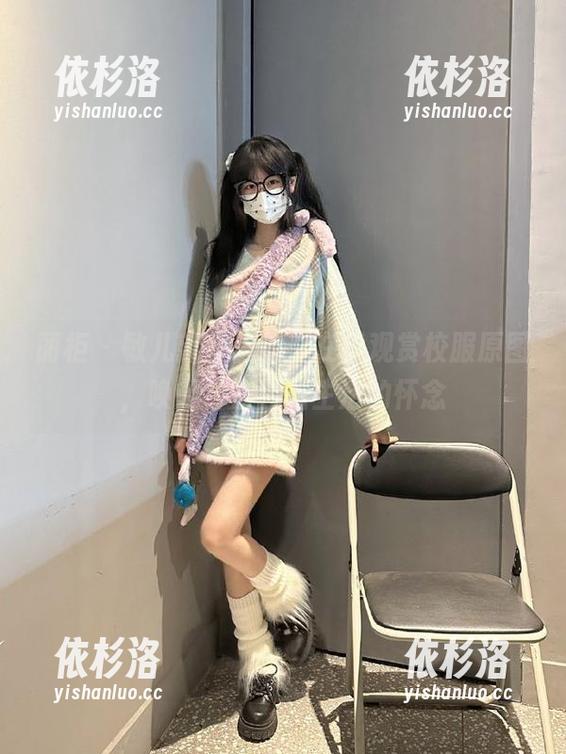 丽柜-敏儿 丽柜 - 敏儿新作上线,在线观赏校服原图,唤起你对校园生活的怀念