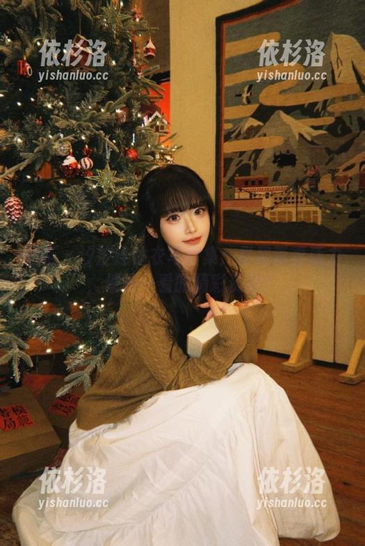 丽柜-汐汐 丽柜 - 汐汐连体衣写真集:尽显青春活力,值得一看的精彩资源!