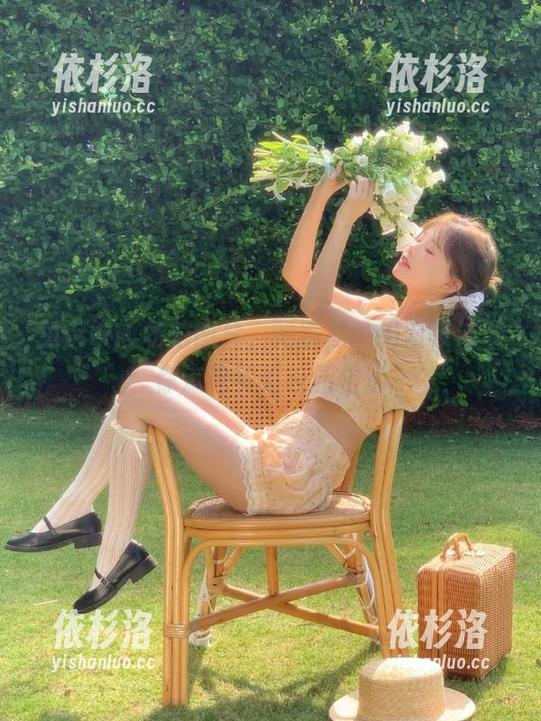 兔玩映画 兔玩映画私拍图片,制服裙的绝对领域带你走进梦幻校园生活