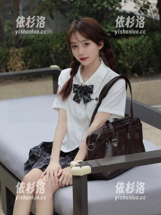 兔玩映画 兔玩映画恣意展现,粉色短裙搭配无圣光写真韵味无穷