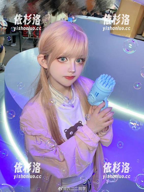 六二二同学 来自“六二二同学”天台的定制作品,展现个性与青春的交融