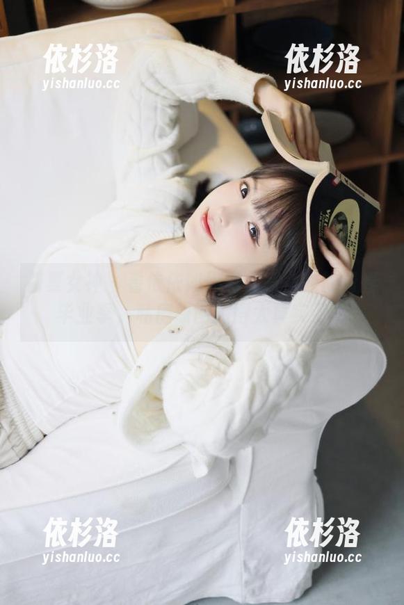 初夏女神 - 看依依如何将邻家女孩的青春毕业季，私房原图拍得太真实了！