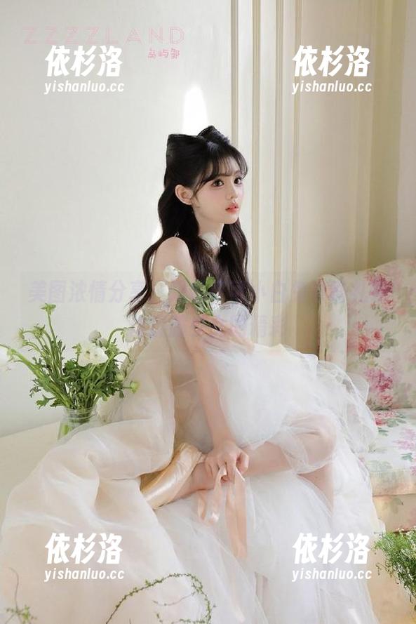 可可小白兔 美图浓情分享,跟随可可小白兔领略礼物体操服少女的精彩