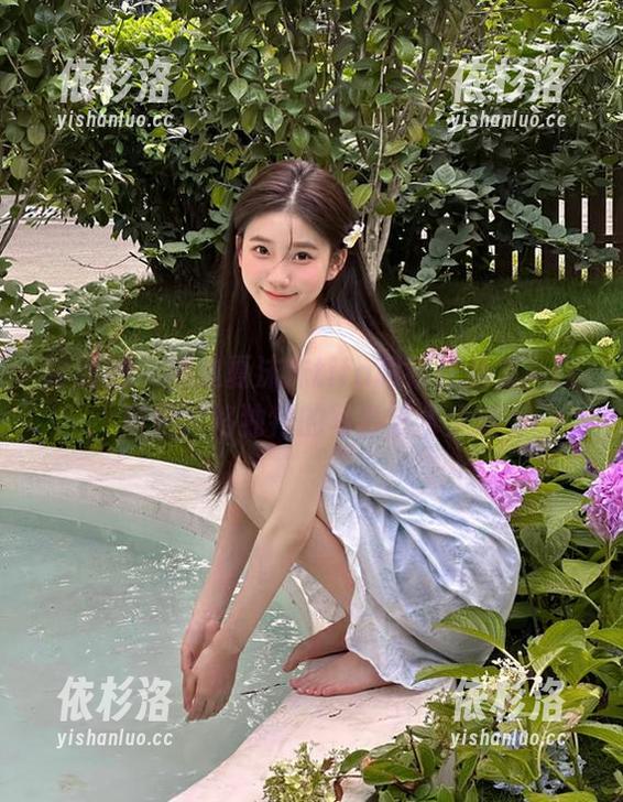 嗲囡囡-夏沫沫tifa 嗲囡囡 - 精选夏沫沫tifa眼镜作品集:探索她风格独特的写真艺术之旅