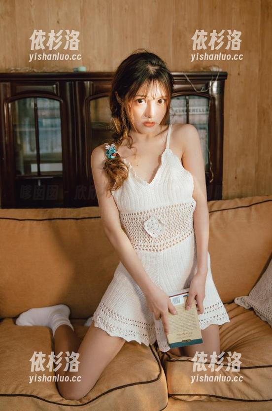 嗲囡囡-欣欣Rubybaby 嗲囡囡 - 欣欣Rubybaby私拍制服合集:每张照片都诉说着青春的秘密与希望