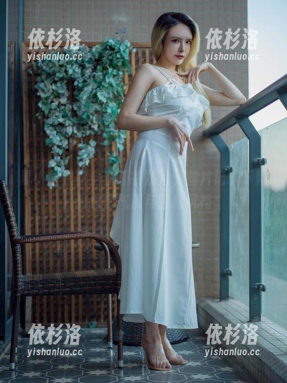 夏小秋秋秋 夏小秋秋秋全套睡衣照片,图片记录下她的独特气质与轻松风格