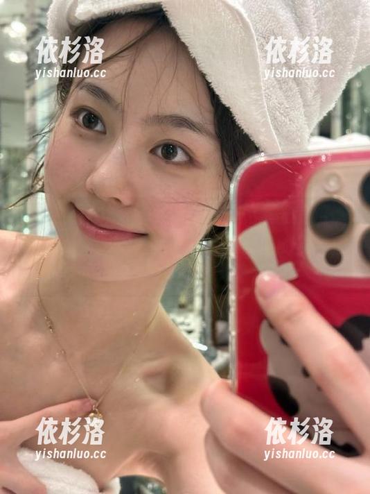 头条女神 - 玄子倾情打造，无圣光的貂蝉异域舞娘COS图集，打破次元壁的视觉奇观！