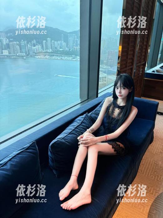 宸大小姐 微密圈 - 宸大小姐写真作品集:最新揭秘秘书背后的故事