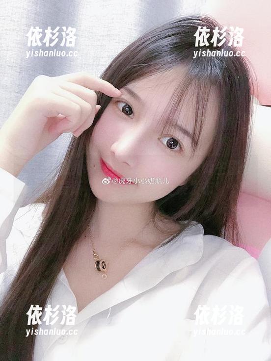 小小奶瓶儿 小小奶瓶儿带你观赏双马尾制服师生剧情加长版,超豪华图包合集发布!