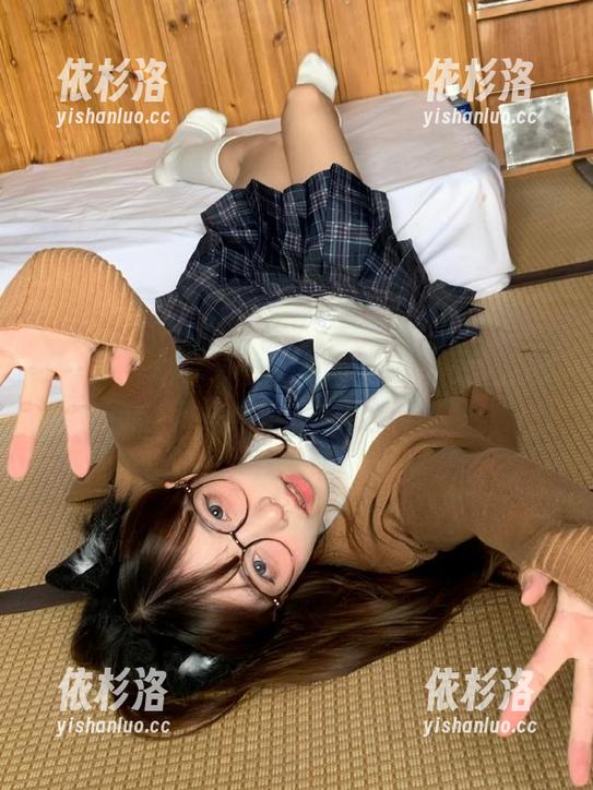 尤果网 - 另类视角中的“琳丽修女”：在线图集传递出来的情感与故事