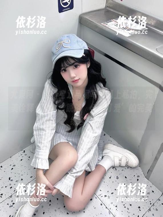 尤果网 - 当靳宝双马尾写真遇上私拍，完美诠释什么叫‘脱俗’与‘可爱’的完美结合！