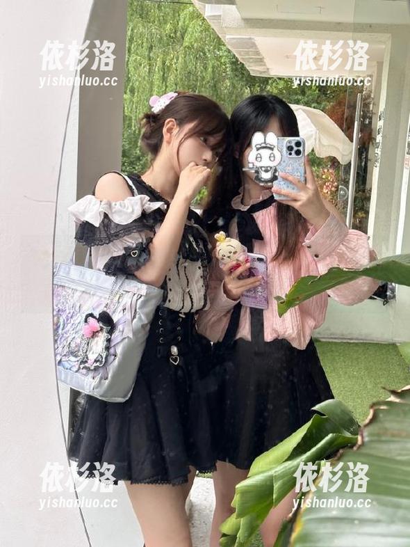 尤蜜荟 - 在Egg-尤妮丝的睡衣图集中，找到你心灵深处的那份分享！