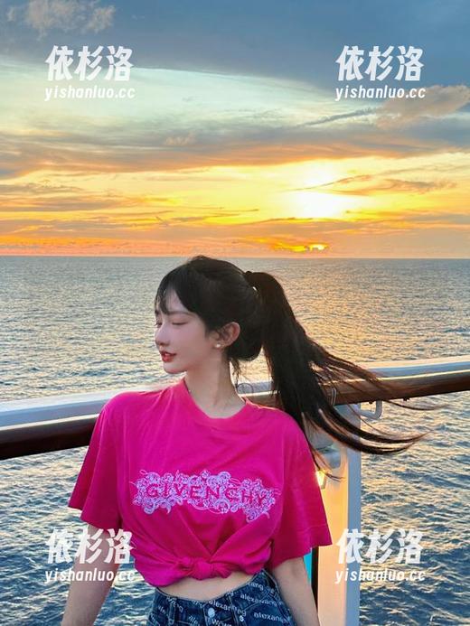尤蜜荟-周妍希 尤蜜荟 - 高清美图款待,周妍希把粉色生活的优雅与俏皮尽显其中!