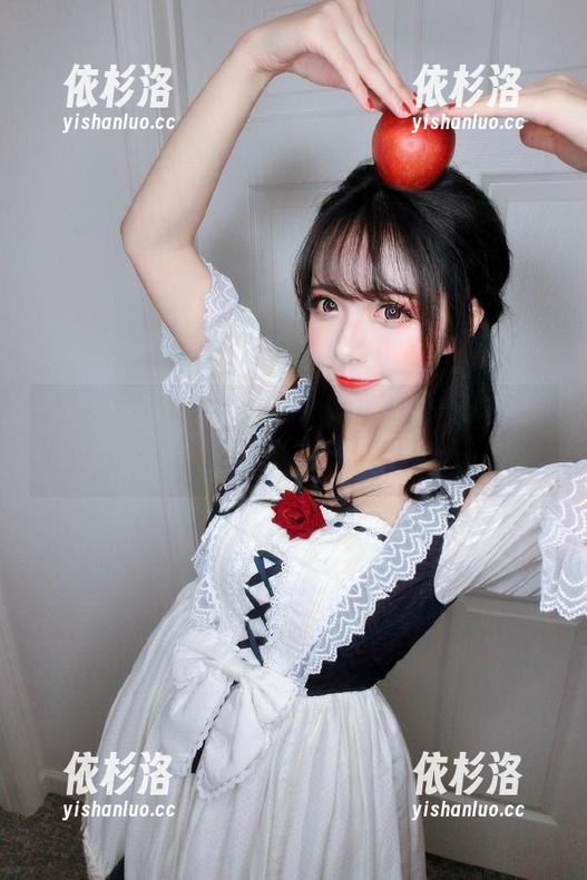 张鑫baby 微密圈 - 张鑫baby写真作品集:小肚兜带你感受艺术之美资源
