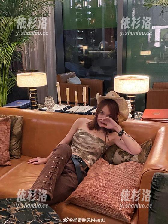 星野咪兔 独特视角!星野咪兔记录“花吃了那女孩”的美丽瞬间,图像资源大揭秘