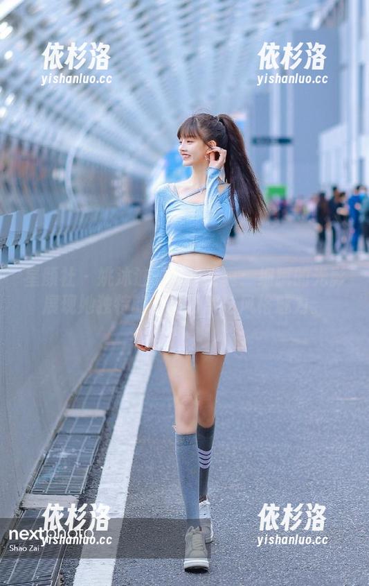 星颜社-姚沐迪 星颜社 - 姚沐迪的浴室写真:细腻的光影展现她独特的生活艺术与风格魅力。