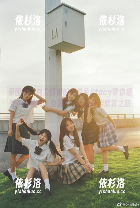 果团网-何梦兮Stacy 果团网 - 魅力四射的何梦兮Stacy带你感受美腿写真,免费下载立刻开启欣赏之旅!