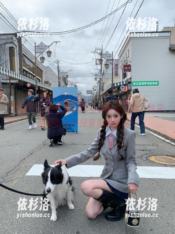 果团网-裴希西 果团网 - 最新裴希西套装写真打造,独家资源等你来探索潮流奥秘!